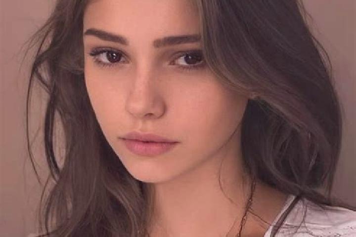 Ruby, 20, a chestnut brown-eyed slavic companion based in Svor. Offering BDSM, Tantra, Girlfriend Experience. Available for incall and outcall, day and eveni...