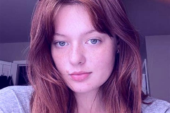 Ruby, 20, a red grey-eyed middle eastern companion based in Caparroso. Offering CIM, A-Level, Deep French Kissing. Available for incall and outcall, overnigh...