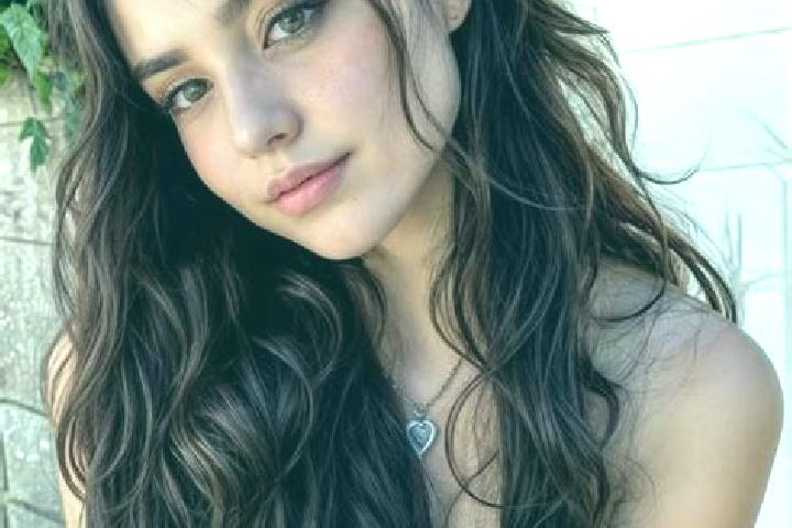 Ruby, 20, a red hazel-eyed slavic companion based in Ames Lake. Offering Massage, Duos, Dinner Date, Couples, Overnight. Available for incall and outcall, ov...