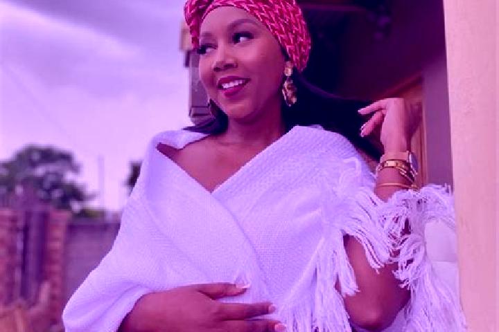 Ruby, 20 — Escort in Moloto South, South Africa
