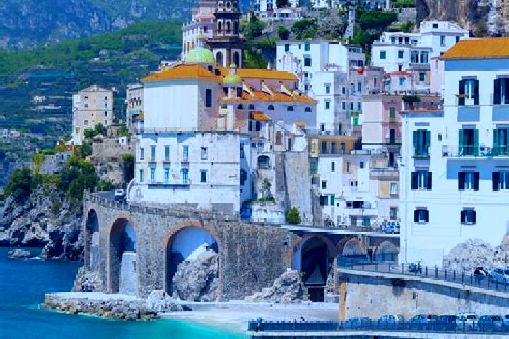 Ruby, 20 — Escort in Novacella, Italy