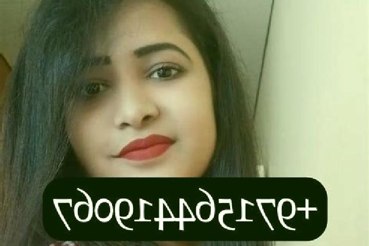 Ruby, 20 — Escort in Zangi, Iran