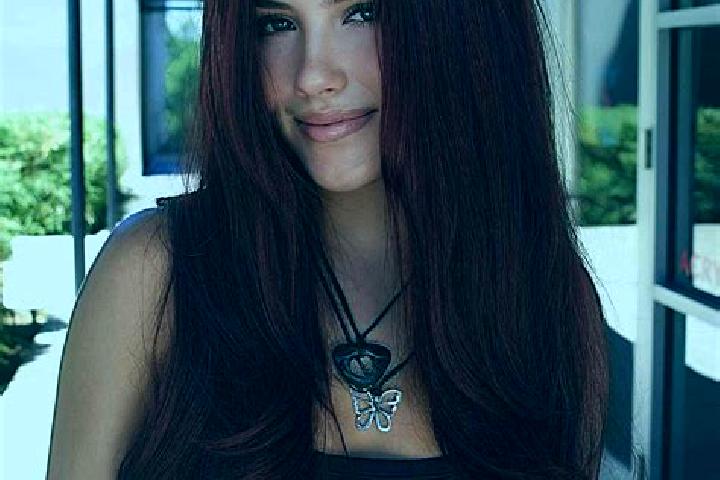 Ruby, 21, a auburn brown-eyed middle eastern companion based in Kottayam. Offering Girlfriend Experience, Tantra, Striptease, Fetish, GFE. Available for inca...