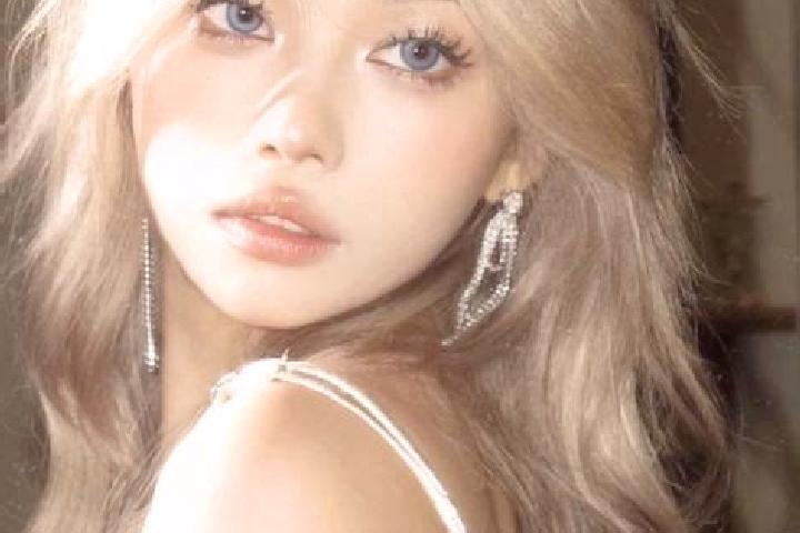 Ruby, 21, a blonde blue-eyed asian companion based in Rutherford. Offering Roleplay, GFE, Girlfriend Experience, 69, Travel Companion. Available for incall a...
