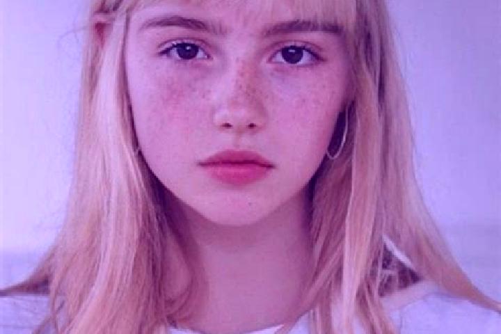 Ruby, 21, a blonde brown-eyed asian companion based in Samnu. Offering Party Girl, A-Level. Available for incall and outcall, day and evening dates.