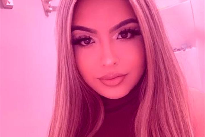 Ruby, 21, a blonde brown-eyed latina companion based in Krajan Selur. Offering Massage, Domination, Striptease, GFE. Available for incall and outcall, overni...