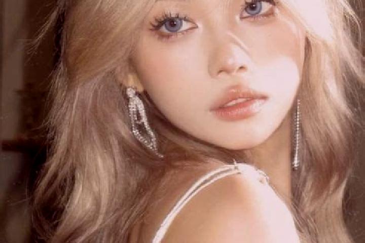 Ruby, 21, a blonde grey-eyed asian companion based in Samarkanda. Offering Striptease, Massage, Overnight, Roleplay, Duos. Available for incall and outcall, ...