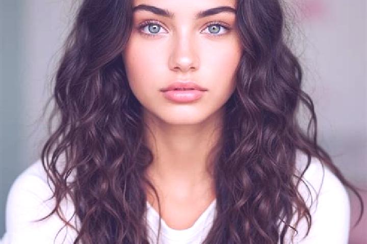 Ruby, 21, a dark blonde amber-eyed mediterranean companion based in Palmaces de Jadraque. Offering Party Girl, Fetish, Duos. Available for incall and outcall...