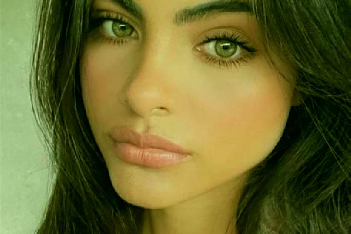 Ruby, 21, a dark blonde dark-eyed indian companion based in Jadu. Offering CIM, Massage, Overnight. Available for incall and outcall, day and evening dates.