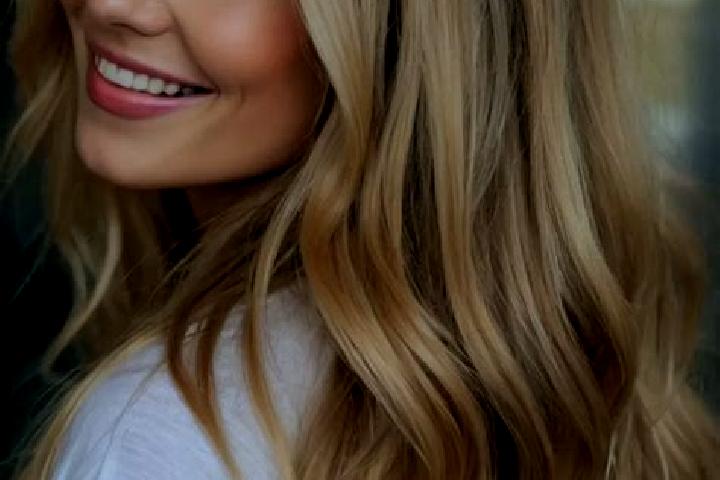 Ruby, 21, a dark blonde hazel-eyed european companion based in Chokwe. Offering Massage, Striptease, 69. Available for incall and outcall, day and evening da...