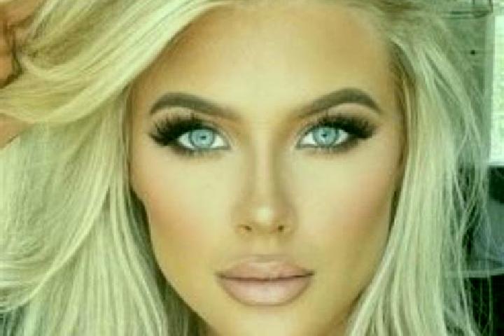 Ruby, 21, a platinum blonde grey-eyed mediterranean companion based in Polgar. Offering Overnight, BDSM, OWO, Domination. Available for incall and outcall, d...