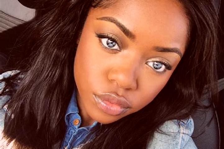 Ruby, 21, a red blue-eyed ebony companion based in Kremperheide. Offering CIM, Dinner Date, Striptease, Roleplay. Available for incall and outcall, overnight...