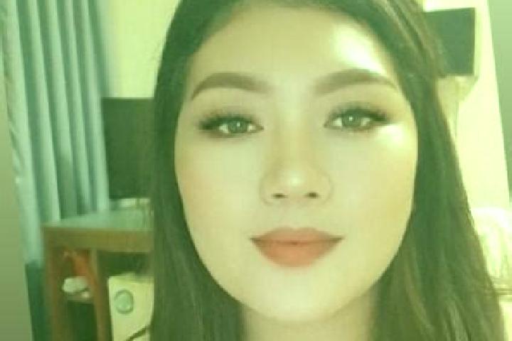 Ruby, 21, a red dark-eyed asian companion based in Boca de Huergano. Offering Overnight, Couples, Roleplay. Available for incall and outcall, day and evening...