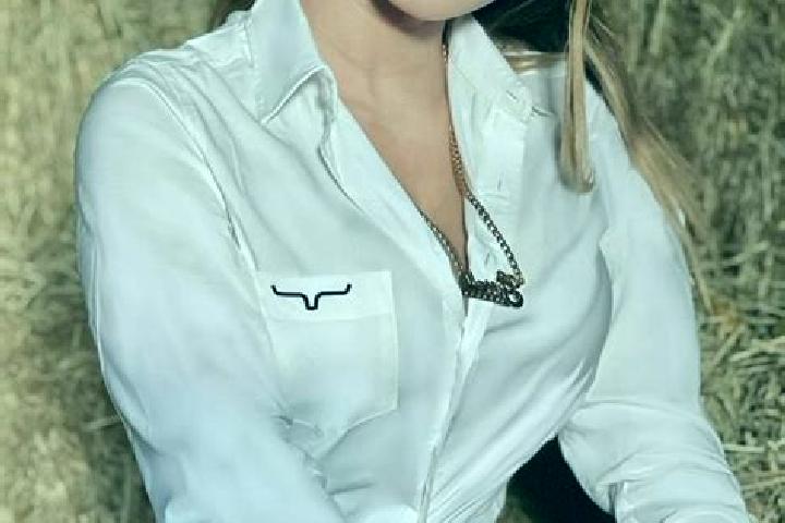 Ruby, 21 — Escort in Castillejo de Mesleon, Spain