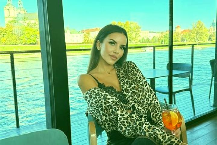 Ruby, 21 — Escort in Yana, Nigeria