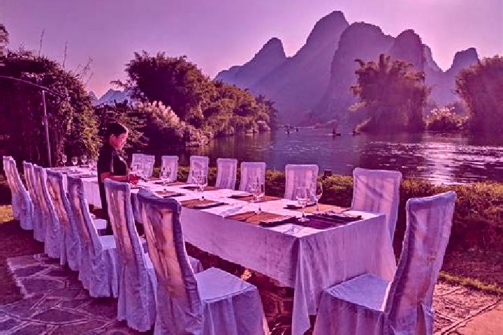 Ruby, 21 — Escort in Yangshuo, China