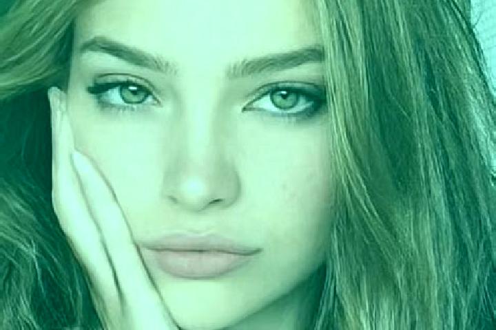 Ruby, 22, a auburn hazel-eyed slavic companion based in Trechtingshausen. Offering Couples, Girlfriend Experience, Party Girl. Available for incall and outca...
