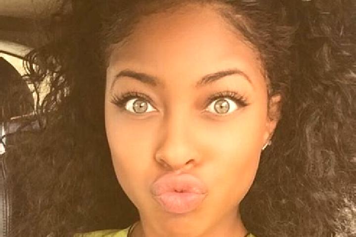 Ruby, 22, a black green-eyed ebony companion based in Chimayo. Offering A-Level, Dinner Date, Girlfriend Experience. Available for incall and outcall, day an...