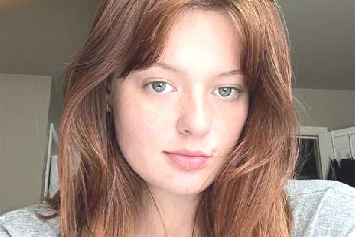 Ruby, 22, a red grey-eyed european companion based in Quadroni-Fontolfi-Impicciaturo-Maligni. Offering Overnight, Dinner Date, CIM. Available for incall and ...