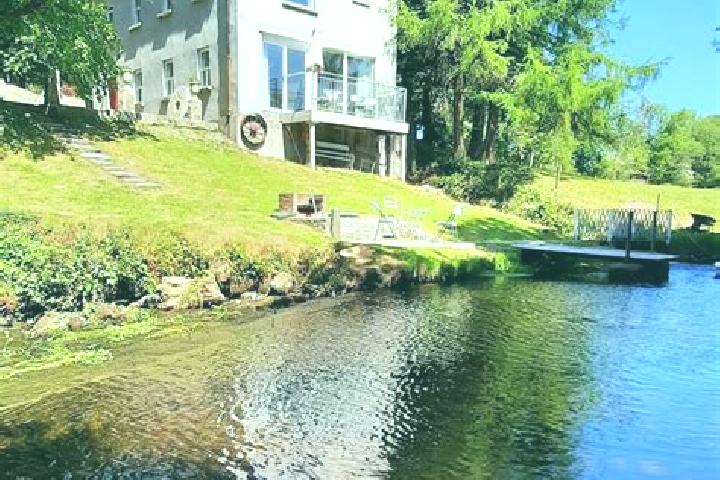 Ruby, 22 — Escort in Borris, Ireland