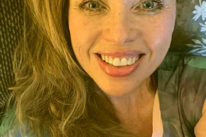 Ruby, 22 — Escort in Claypool Hill, United States