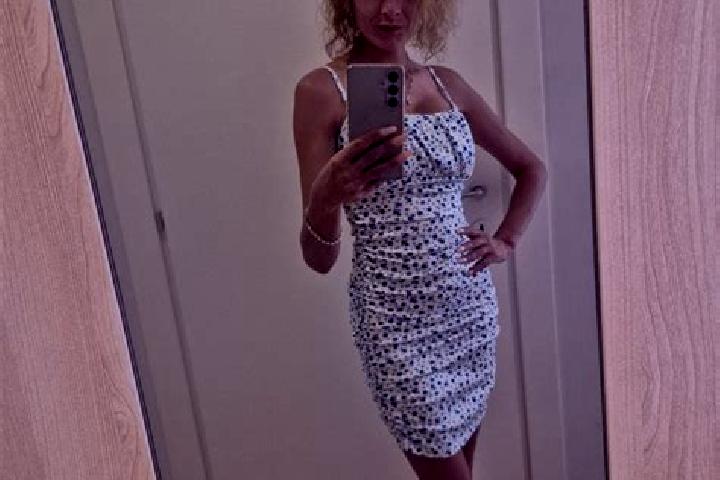 Ruby, 22 — Escort in Finnentrop, Germany