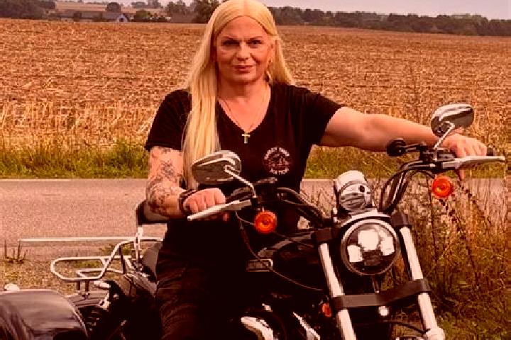 Ruby, 22 — Escort in Koepingebro, Sweden