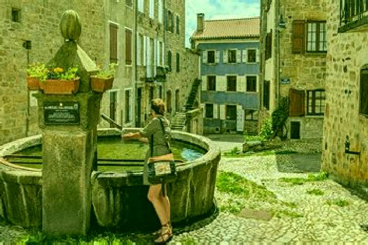 Ruby, 22 — Escort in Pradelles, France