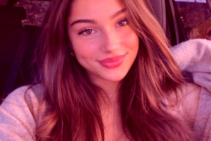 Ruby, 23, a brunette brown-eyed latina companion based in Borgo Faiti. Offering Travel Companion, Erotic Massage, Fetish. Available for incall and outcall, d...