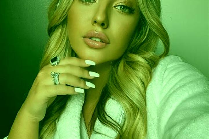 Ruby, 23 — Escort in Blovstrod, Denmark