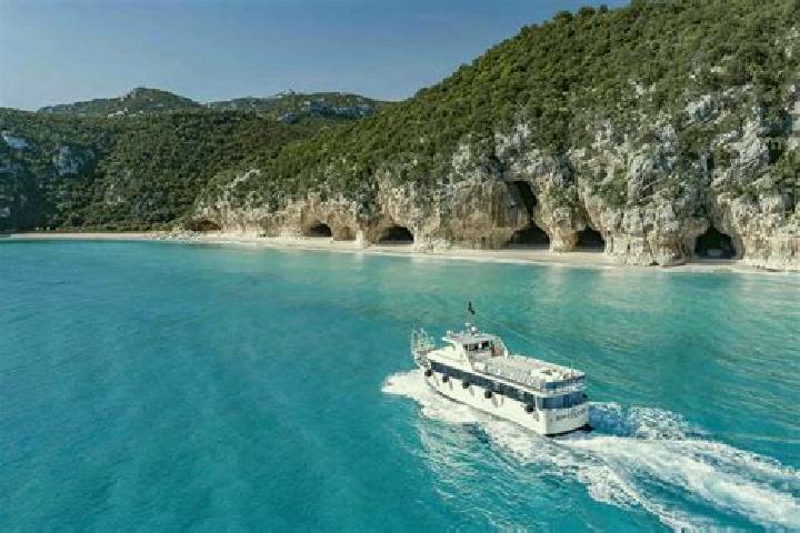 Ruby, 23 — Escort in Cala Gonone, Italy