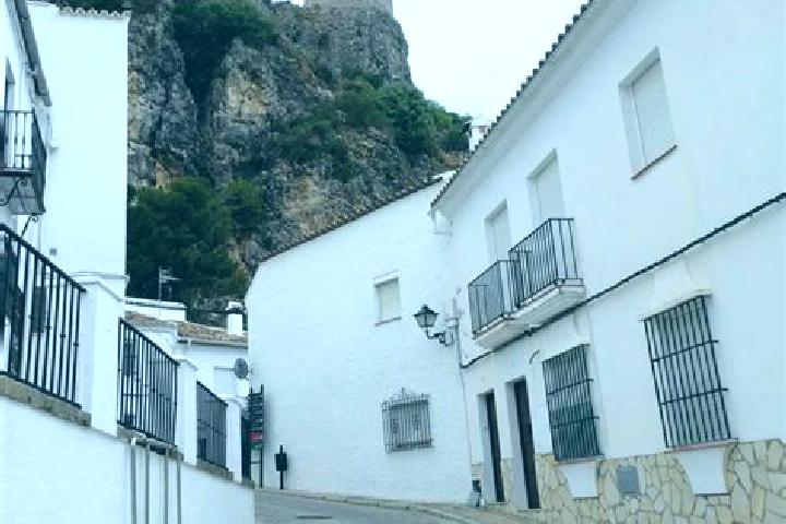 Ruby, 23 — Escort in Fresneda de la Sierra, Spain