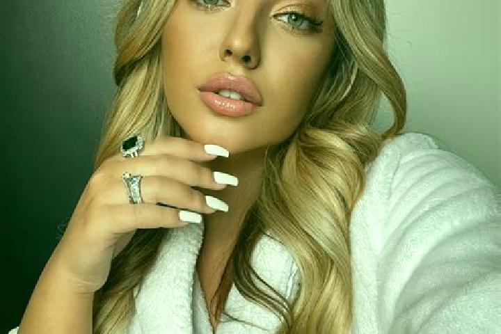 Ruby, 23 — Escort in Gettnau, Switzerland