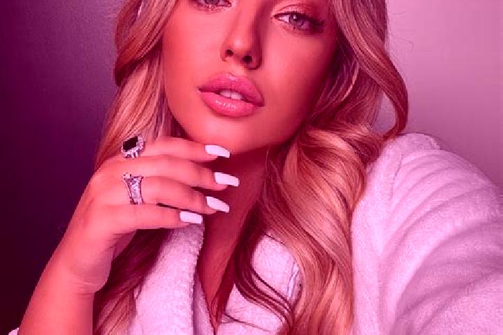 Ruby, 23 — Escort in Gohrde, Germany