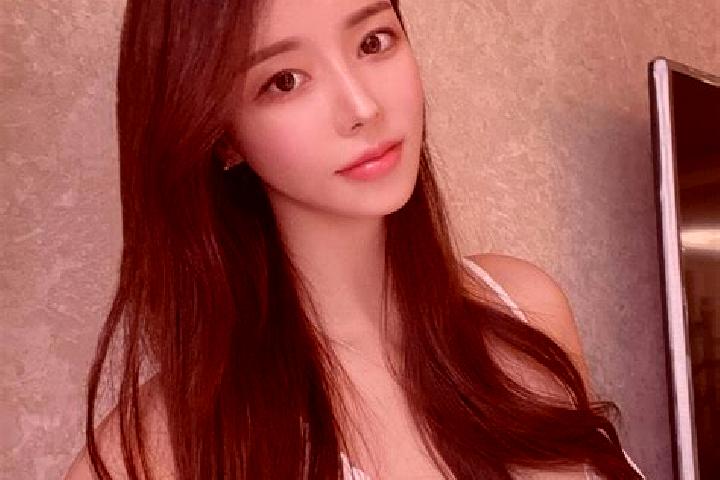 Ruby, 23 — Escort in Maopingchang, China