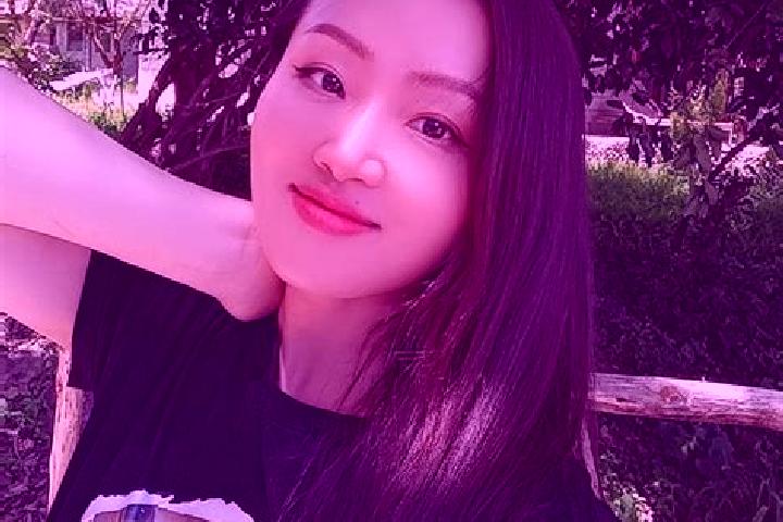 Ruby, 23 — Escort in Miyang, China