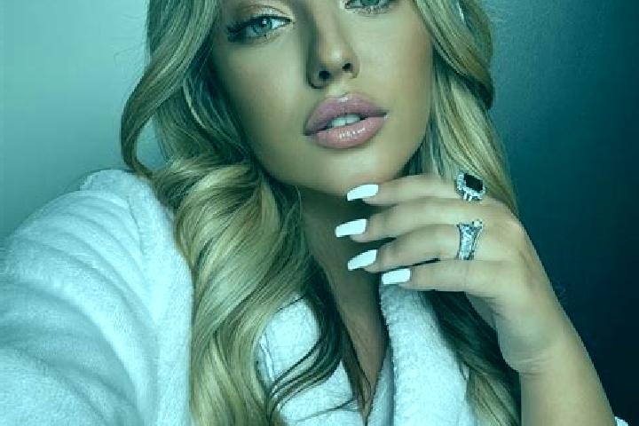 Ruby, 23 — Escort in Prugy, Hungary