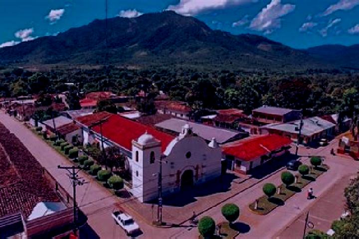 Ruby, 23 — Escort in Tepusteca, Honduras