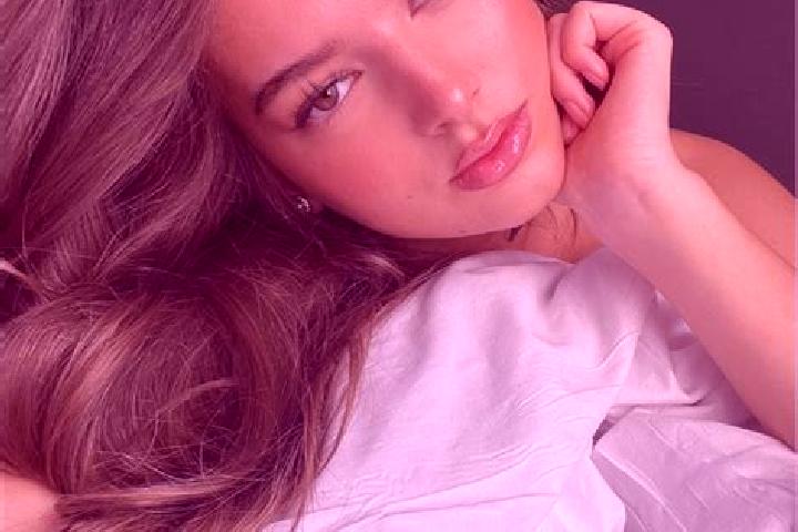 Ruby, 24, a chestnut hazel-eyed caribbean companion based in Banda Aceh. Offering Deep French Kissing, Fetish, Massage, Striptease. Available for incall and ...