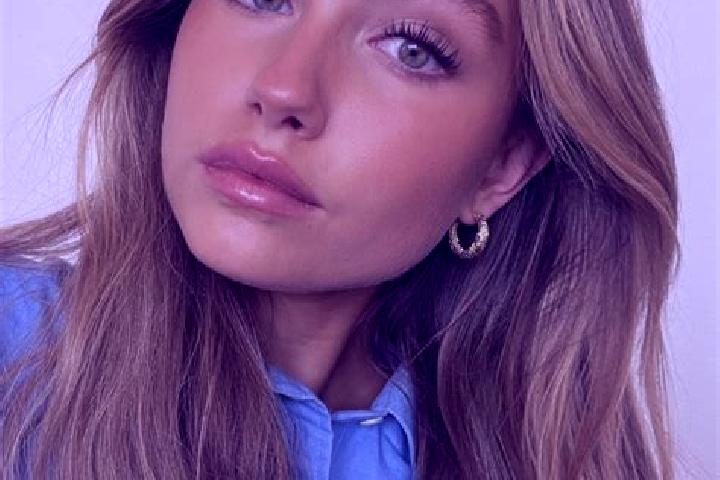 Ruby, 24, a dark blonde green-eyed mixed companion based in Bexhill-on-Sea. Offering Girlfriend Experience, BDSM, A-Level. Available for incall and outcall, ...