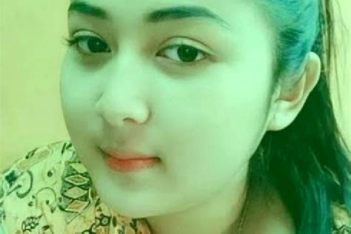 Ruby, 24 — Escort in Cisagu, Indonesia