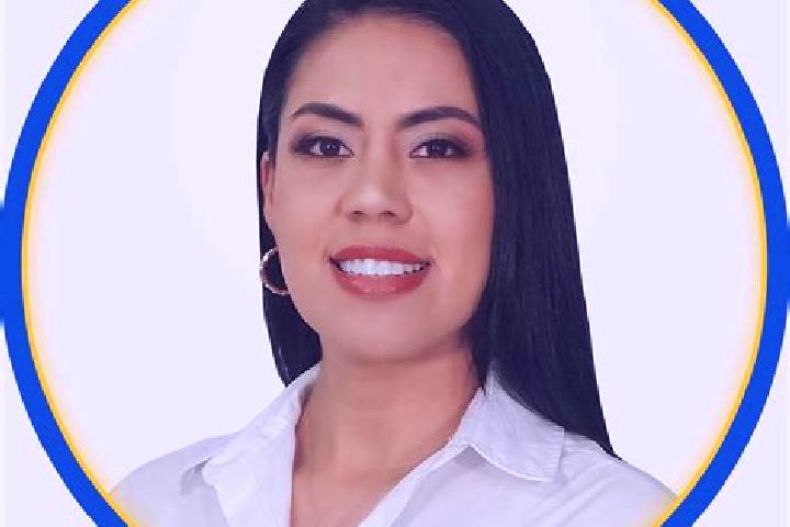 Ruby, 24 — Escort in El Triunfo, Ecuador