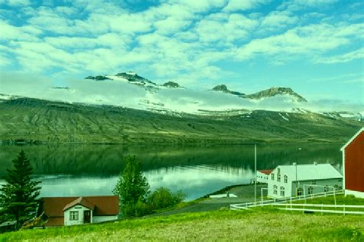 Ruby, 24 — Escort in Faskrudsfjoerdur, Iceland