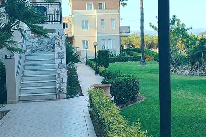 Ruby, 24 — Escort in Gerani, Greece