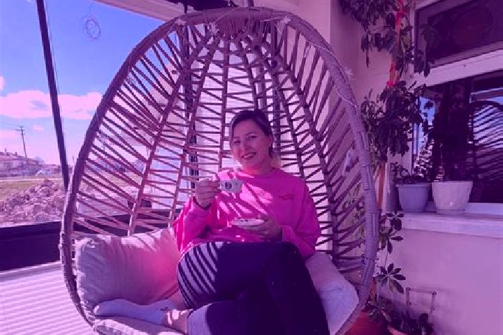 Ruby, 24 — Escort in OEzbilek, Turkey
