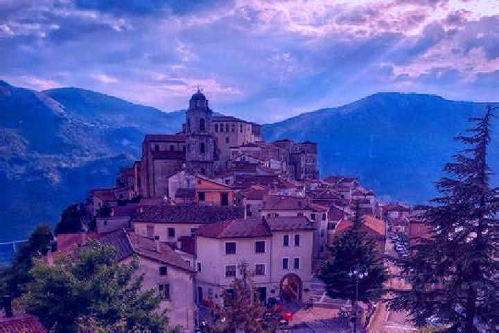 Ruby, 24 — Escort in Savoia di Lucania, Italy