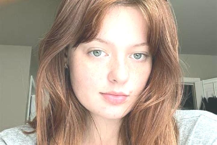Ruby, 25, a auburn brown-eyed mixed companion based in Sao Francisco do Gloria. Offering GFE, Prostate Massage, Girlfriend Experience, Massage. Available for...