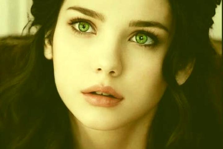 Ruby, 25, a black green-eyed indian companion based in Bishopville. Offering OWO, Couples, A-Level. Available for incall and outcall, day and evening dates.