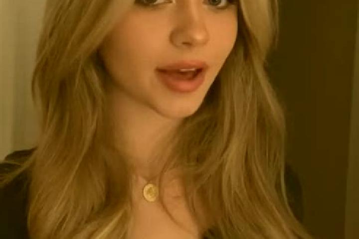 Ruby, 25, a dark blonde green-eyed middle eastern companion based in Far Rockaway. Offering Deep French Kissing, Erotic Massage, BDSM, Overnight, Striptease....