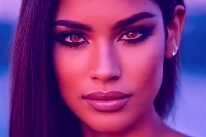 Ruby, 25, a red grey-eyed latina companion based in Polikhronon. Offering 69, Tantra, GFE, Domination, BDSM. Available for incall and outcall, day and evenin...